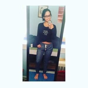 Meet your Posher, Valeria